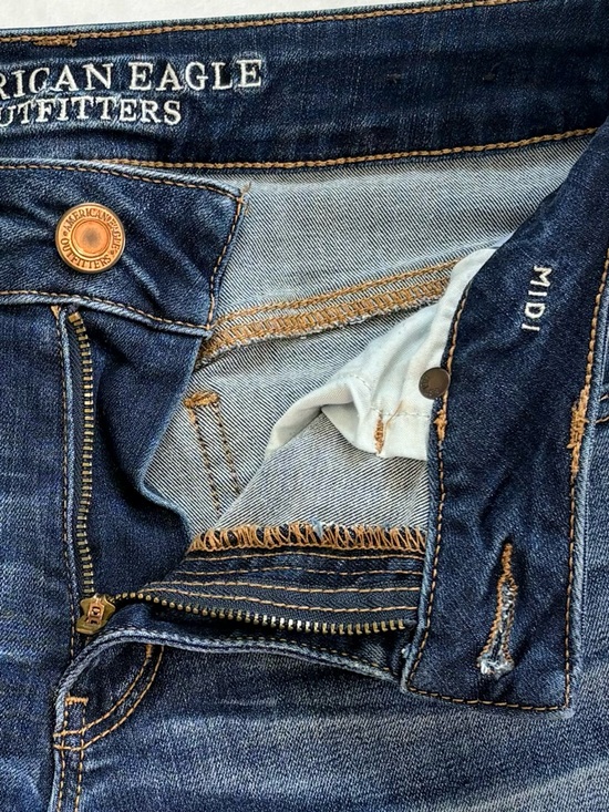 AMERICAN EAGLE OUTFITTERS Super Stretch MIDI Denim Jean Shorts Dark Wash 8 - Picture 6 of 8